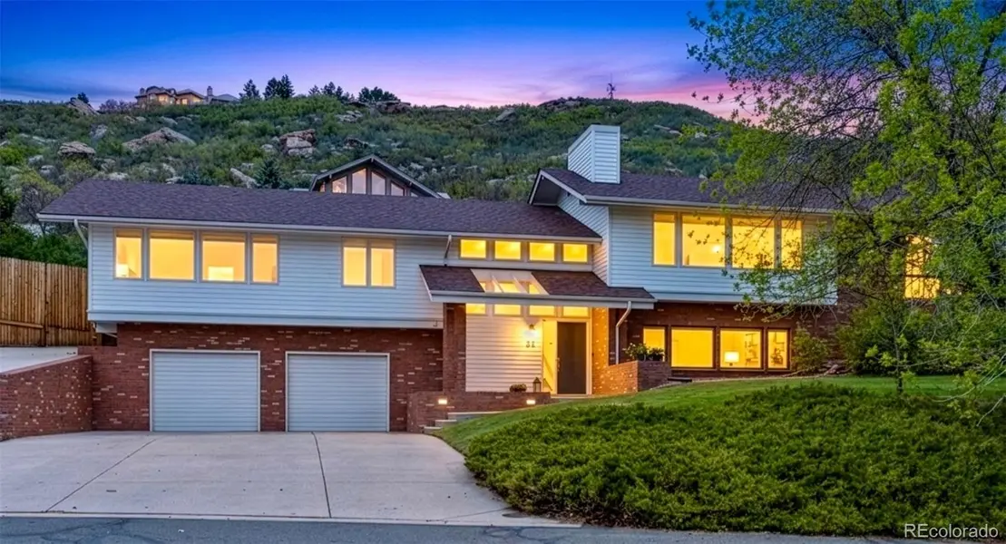 33 Oakridge DR, Castle Rock, CO 80104
