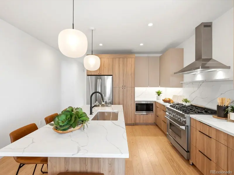 5220 W 22nd AVE, Edgewater, CO 80214