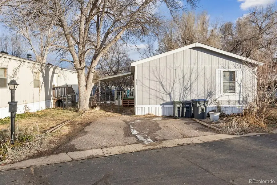 300 Skylark CIR, Lafayette, CO 80026