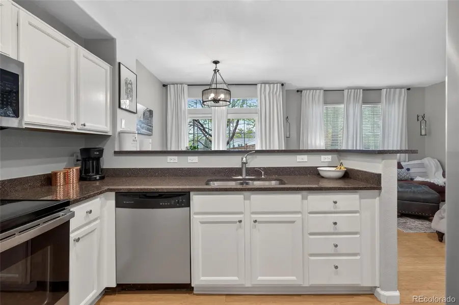 8569 S Upham WAY, Littleton, CO 80128