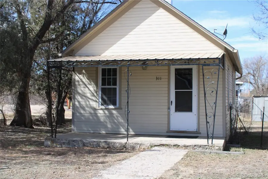 311 Ute AVE, Kiowa, CO 80117