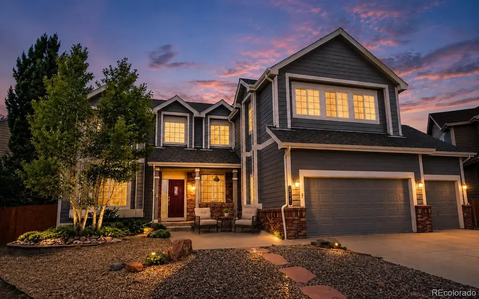 899 Tarpan PL, Castle Rock, CO 80104