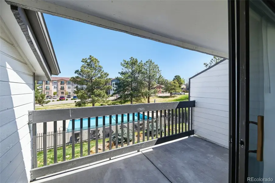 532 Oakwood DR #B207, Castle Rock, CO 80104