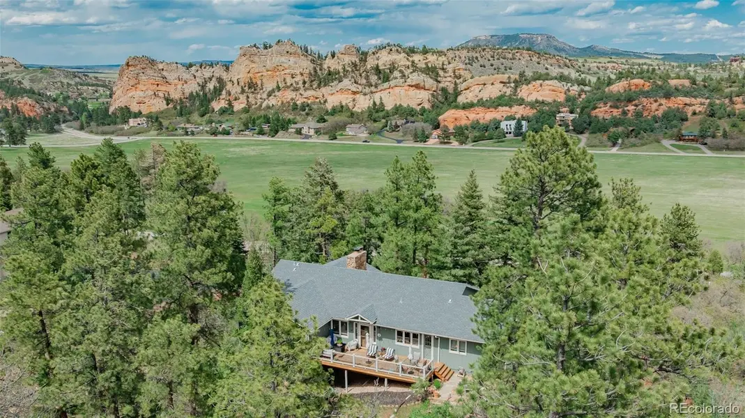 7815 Red Rock CIR, Larkspur, CO 80118