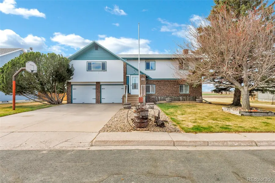 1524 Cedar CIR, Yuma, CO 80759