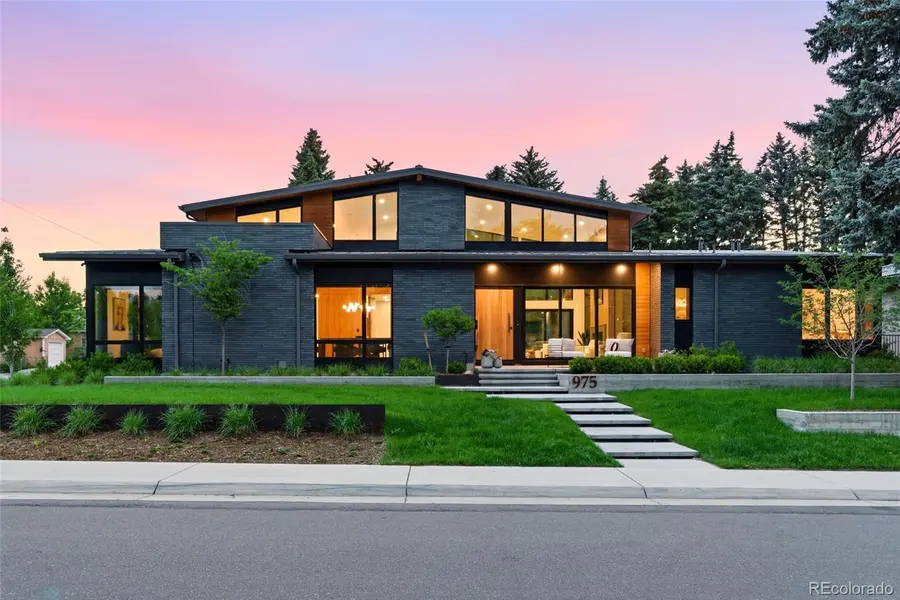 975 S Monroe ST, Denver, CO 80209