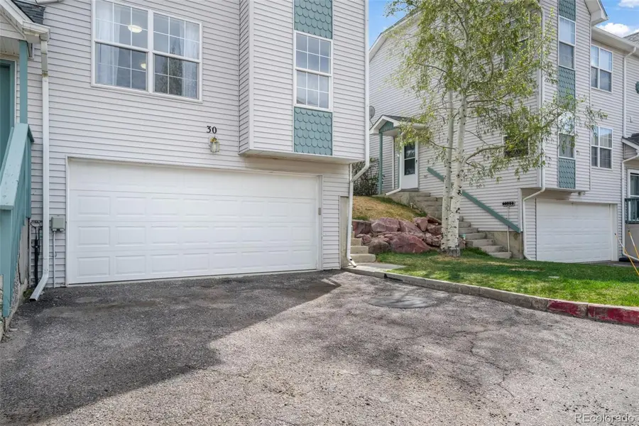 30 Vale CIR, Palmer Lake, CO 80133