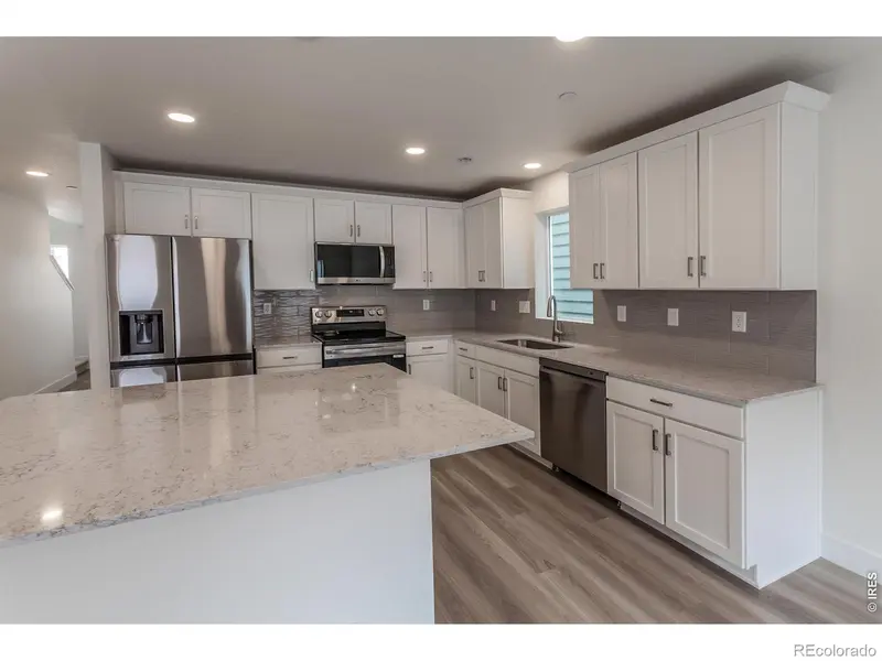 947 Trumpet LN, Windsor, CO 80550