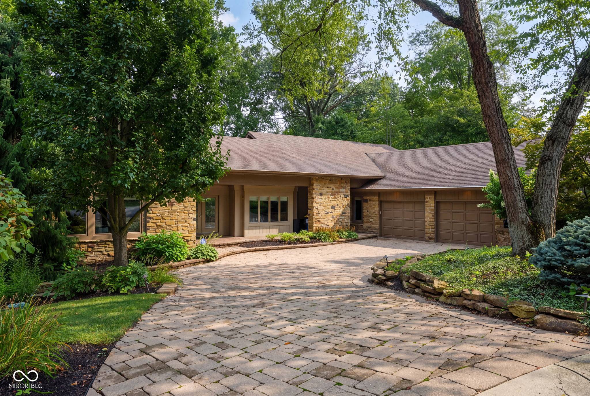 10707 Compass CT, Indianapolis, IN 46256