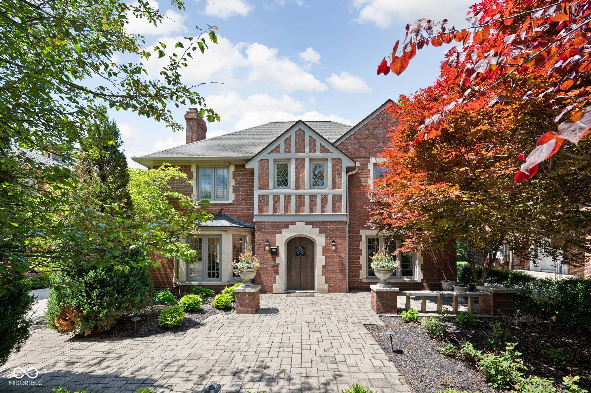 5344 N Pennsylvania ST, Indianapolis, IN 46220