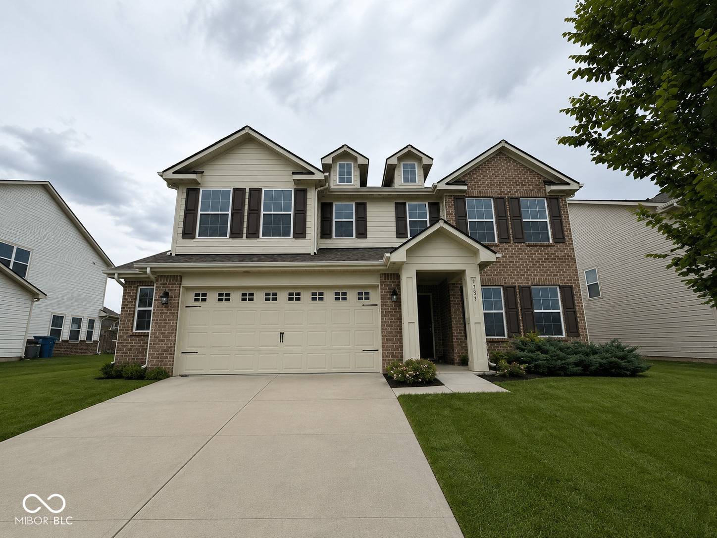 9725 Pica DR, Fishers, IN 46040
