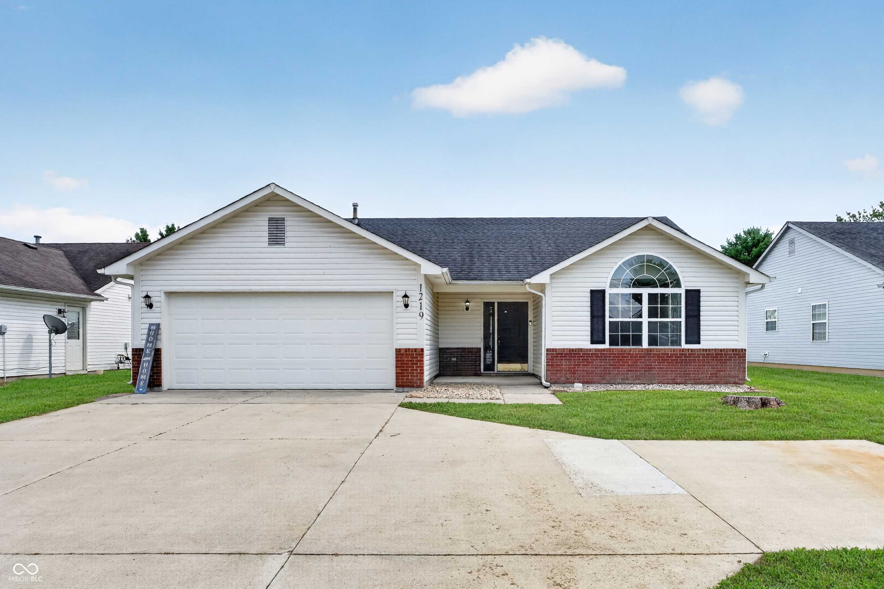 1219 E McKay RD, Shelbyville, IN 46176