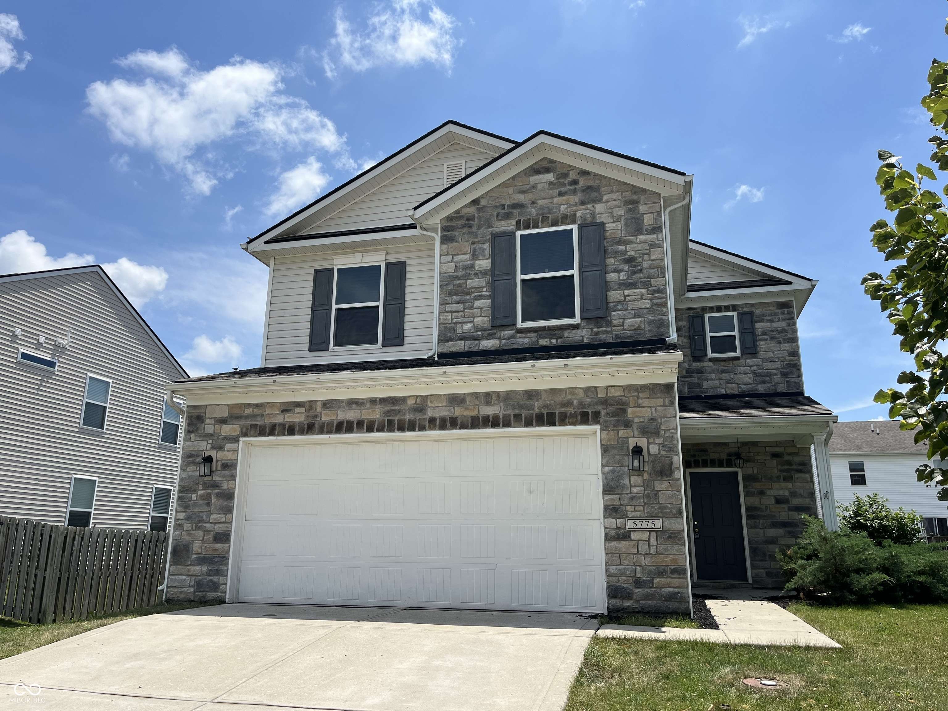 5775 Waterstone WAY, Whitestown, IN 46075