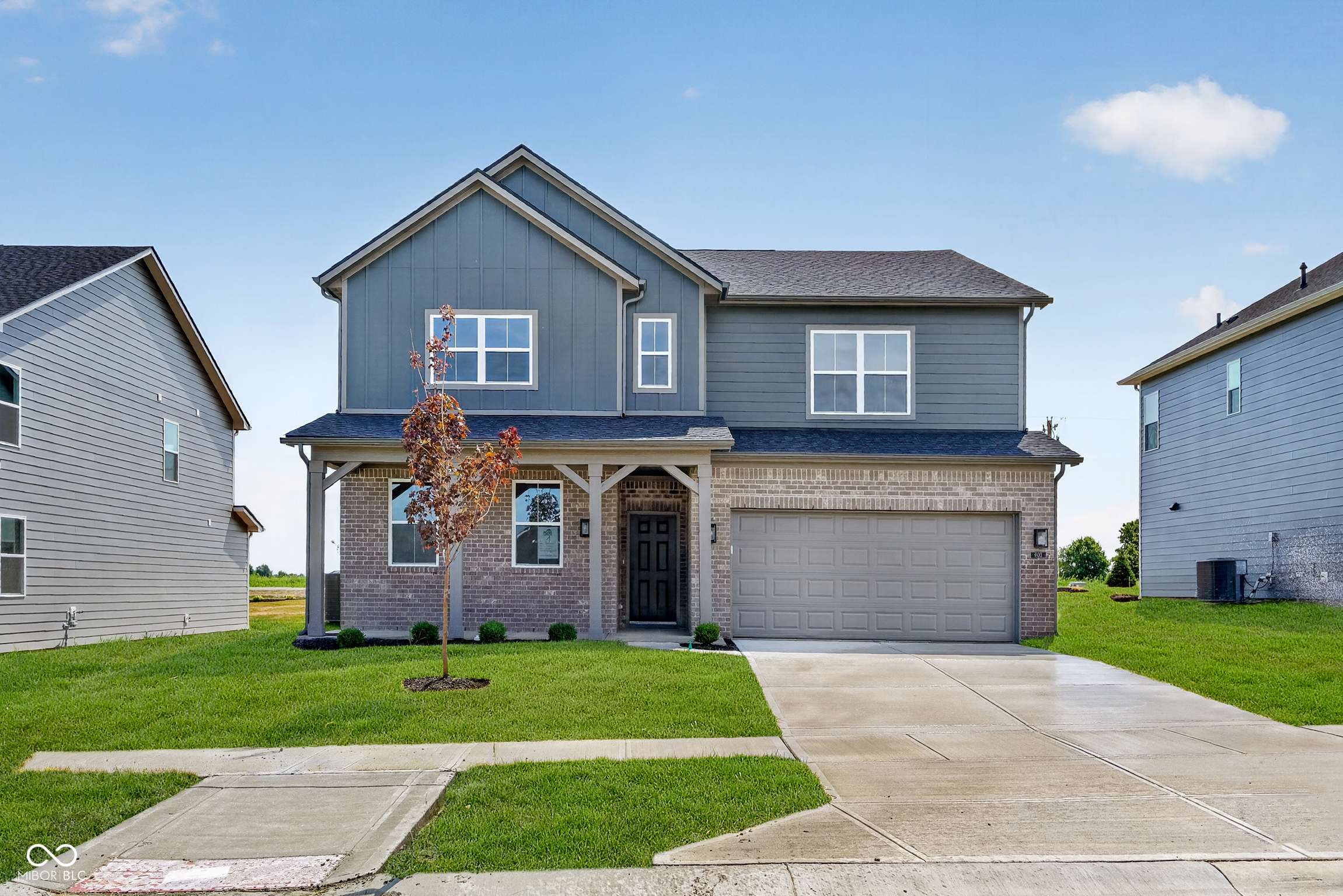 903 Sugarland WAY, Greenwood, IN 46143