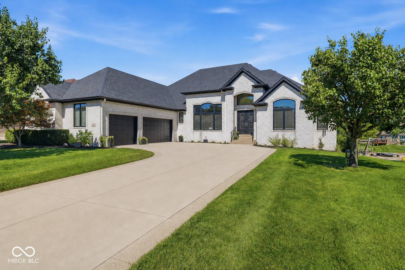 2838 Shadwell PL, Greenwood, IN 46143
