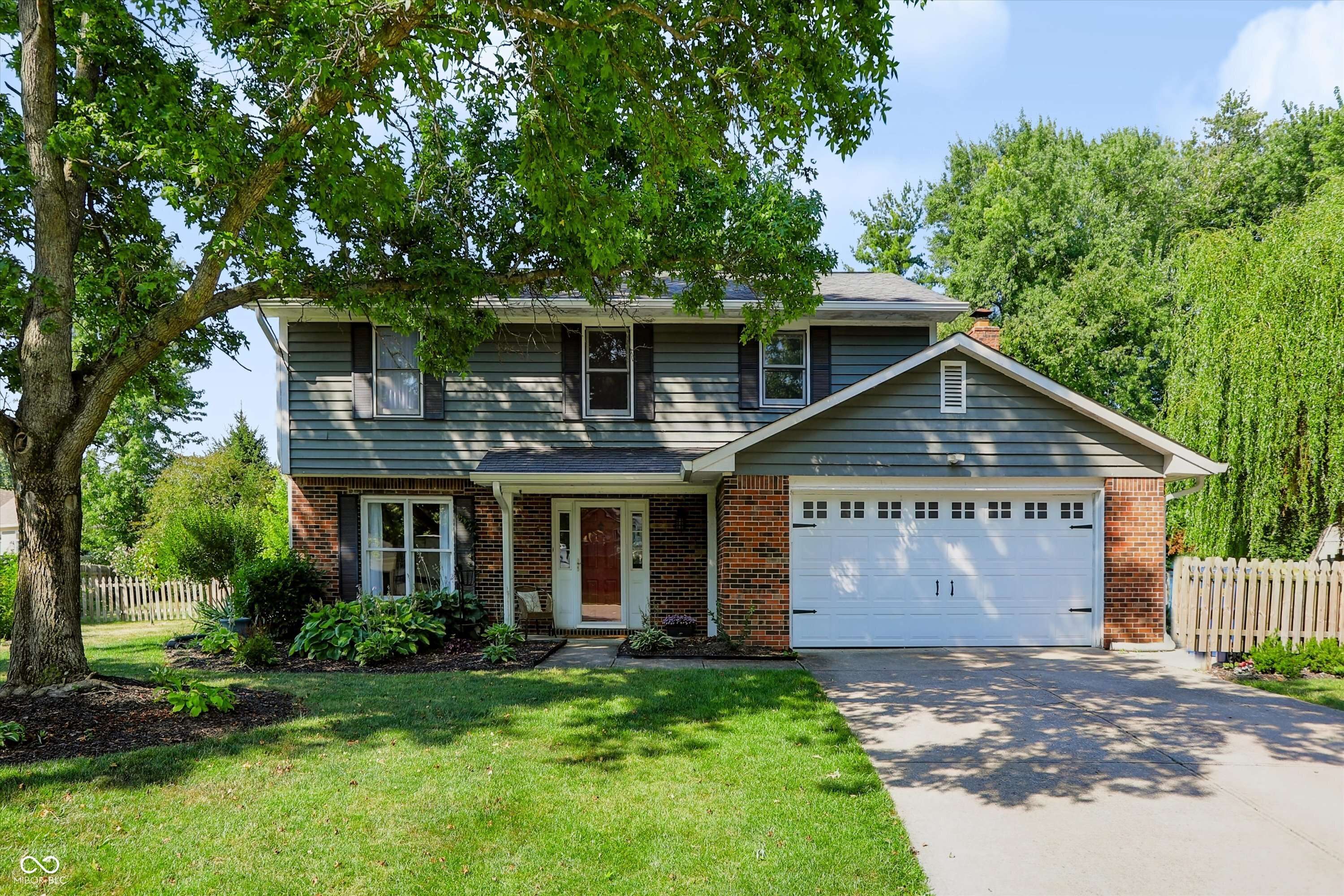 60 Waterford CT, Zionsville, IN 46077