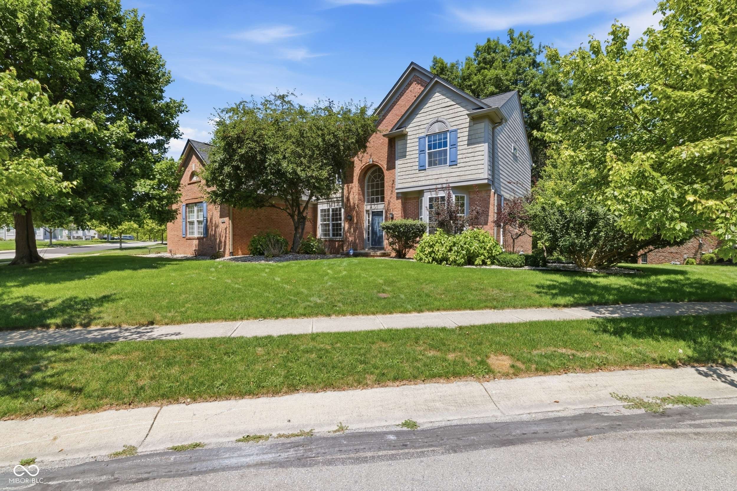 9758 Loganberry LN, Indianapolis, IN 46256
