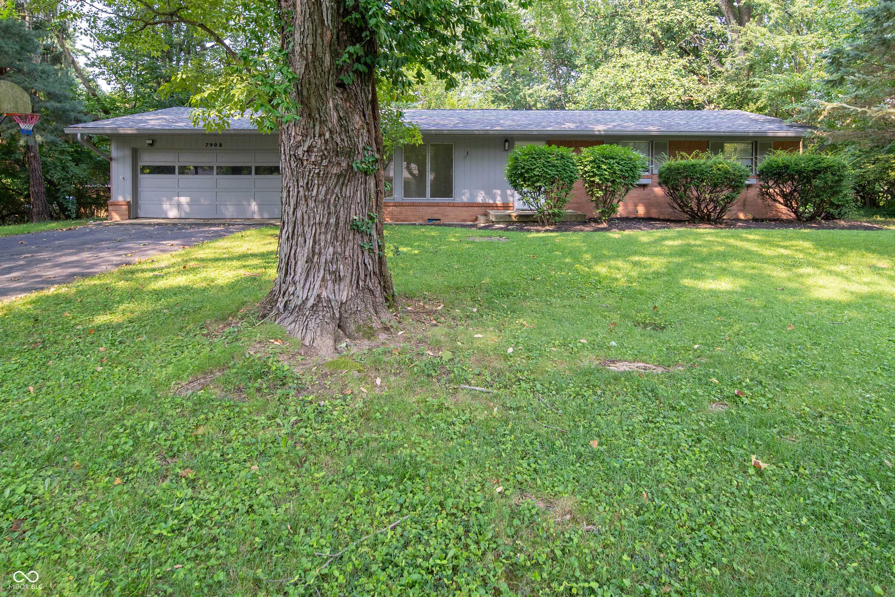 7908 Kimlough DR, Indianapolis, IN 46240