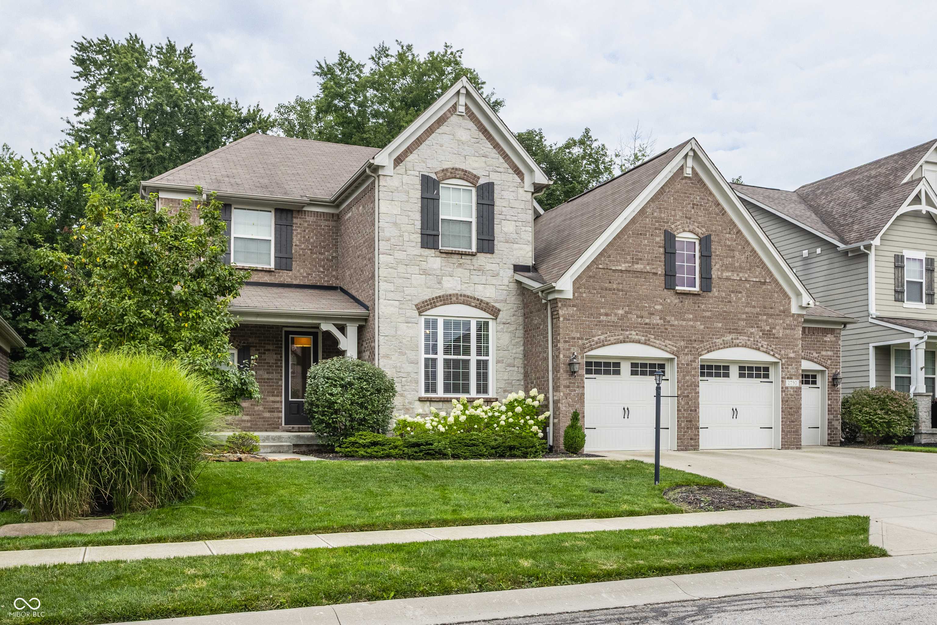 2790 W High Grove CIR, Zionsville, IN 46077