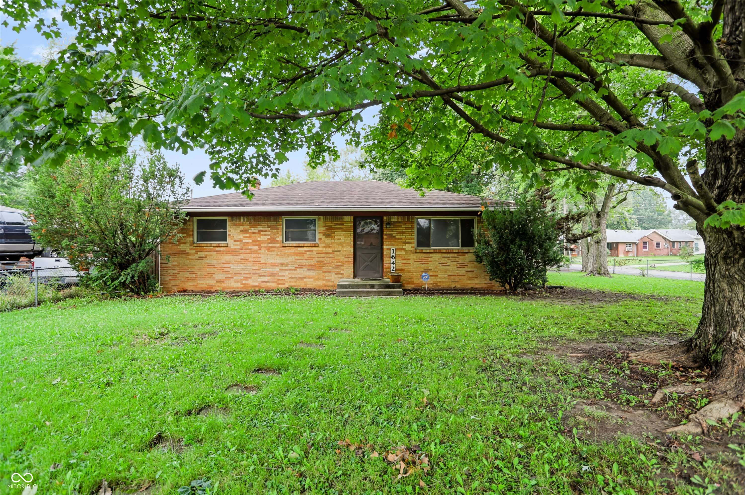 1642 N Graham AVE, Indianapolis, IN 46218
