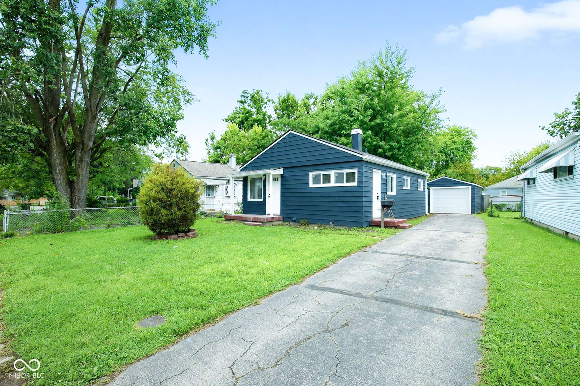 5320 E 19th ST, Indianapolis, IN 46218