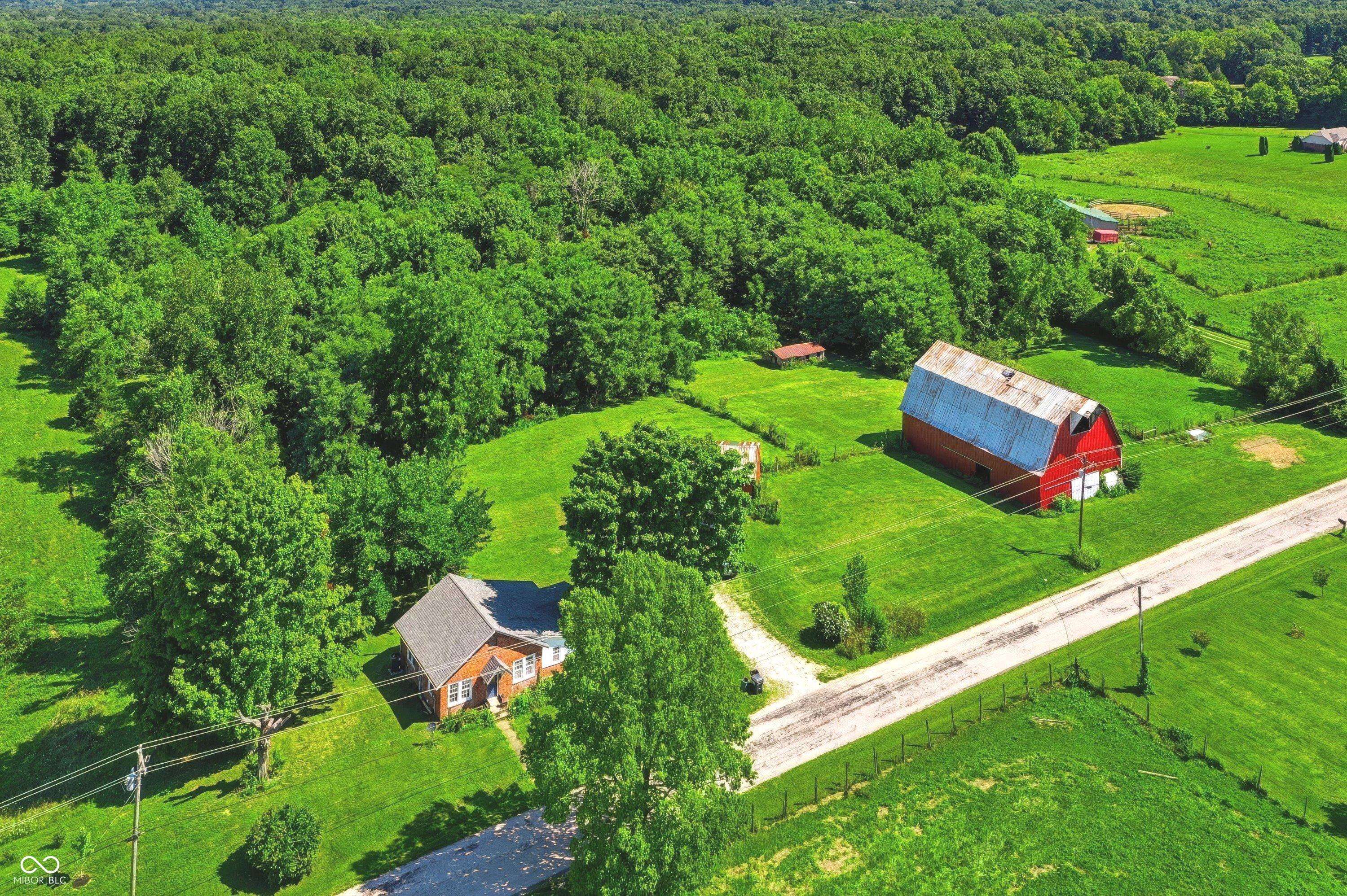 6956 Old Morgantown RD, Martinsville, IN 46151