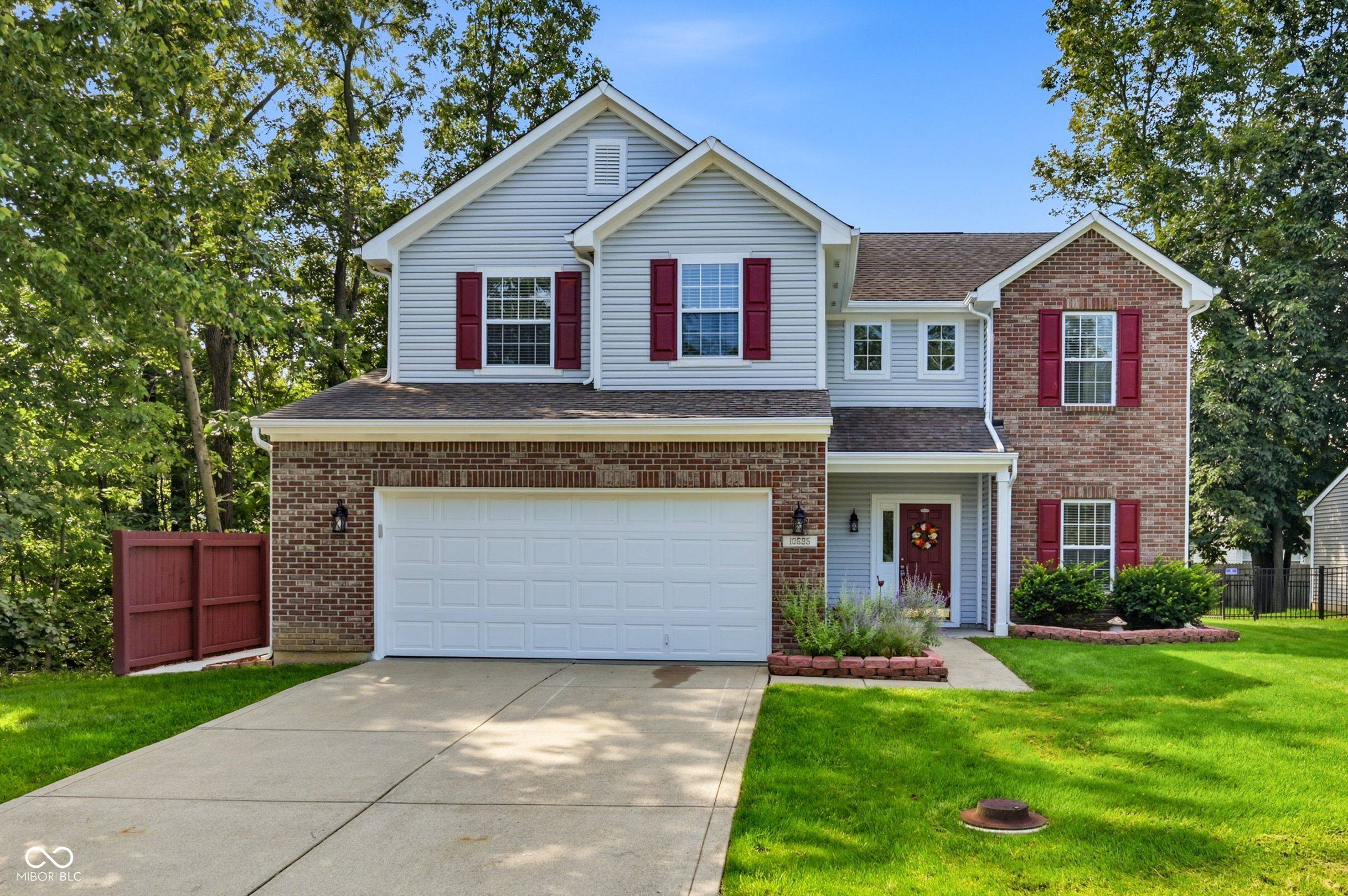 10695 Trailwood DR, Fishers, IN 46038