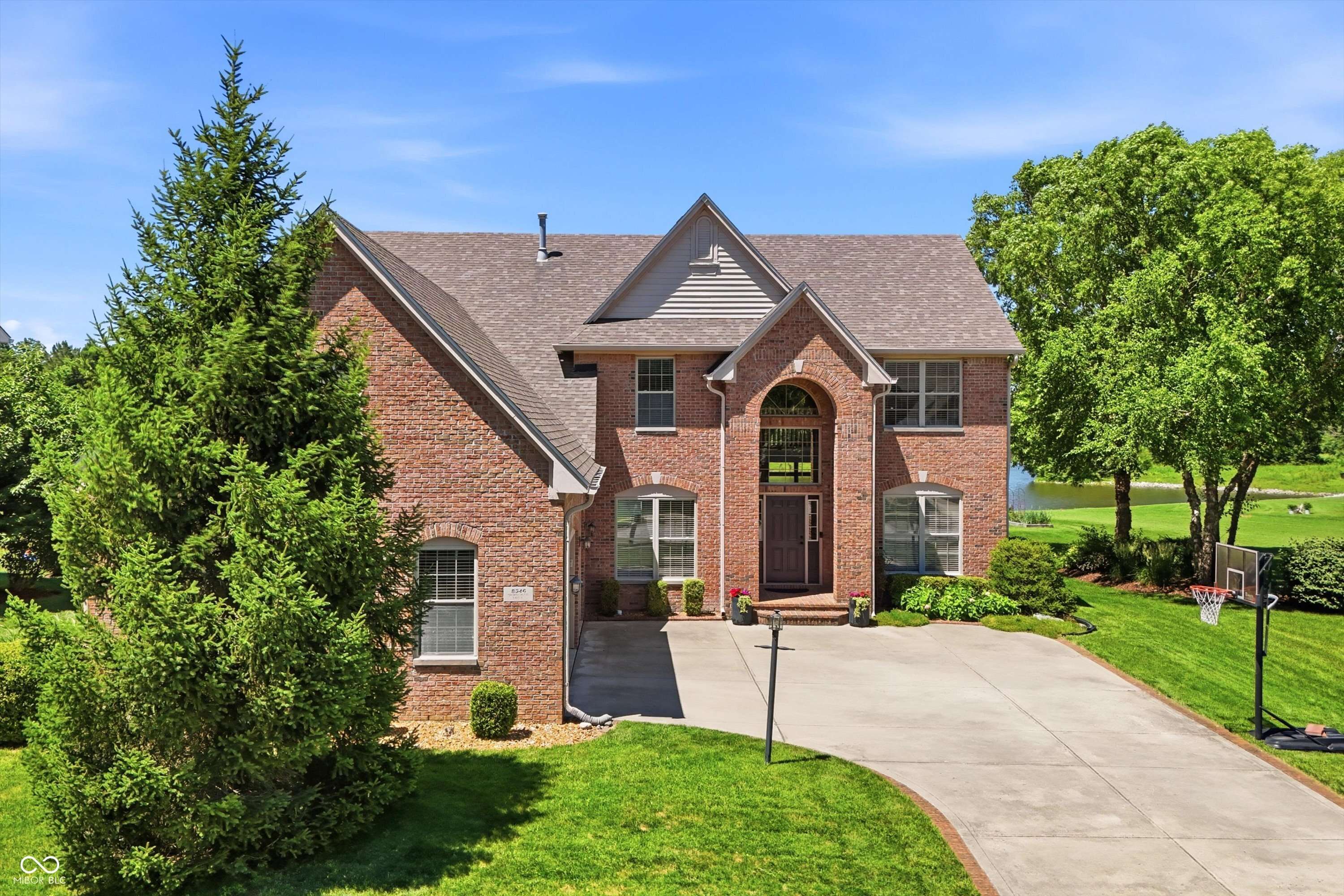 8346 Thorn Bend DR, Indianapolis, IN 46278