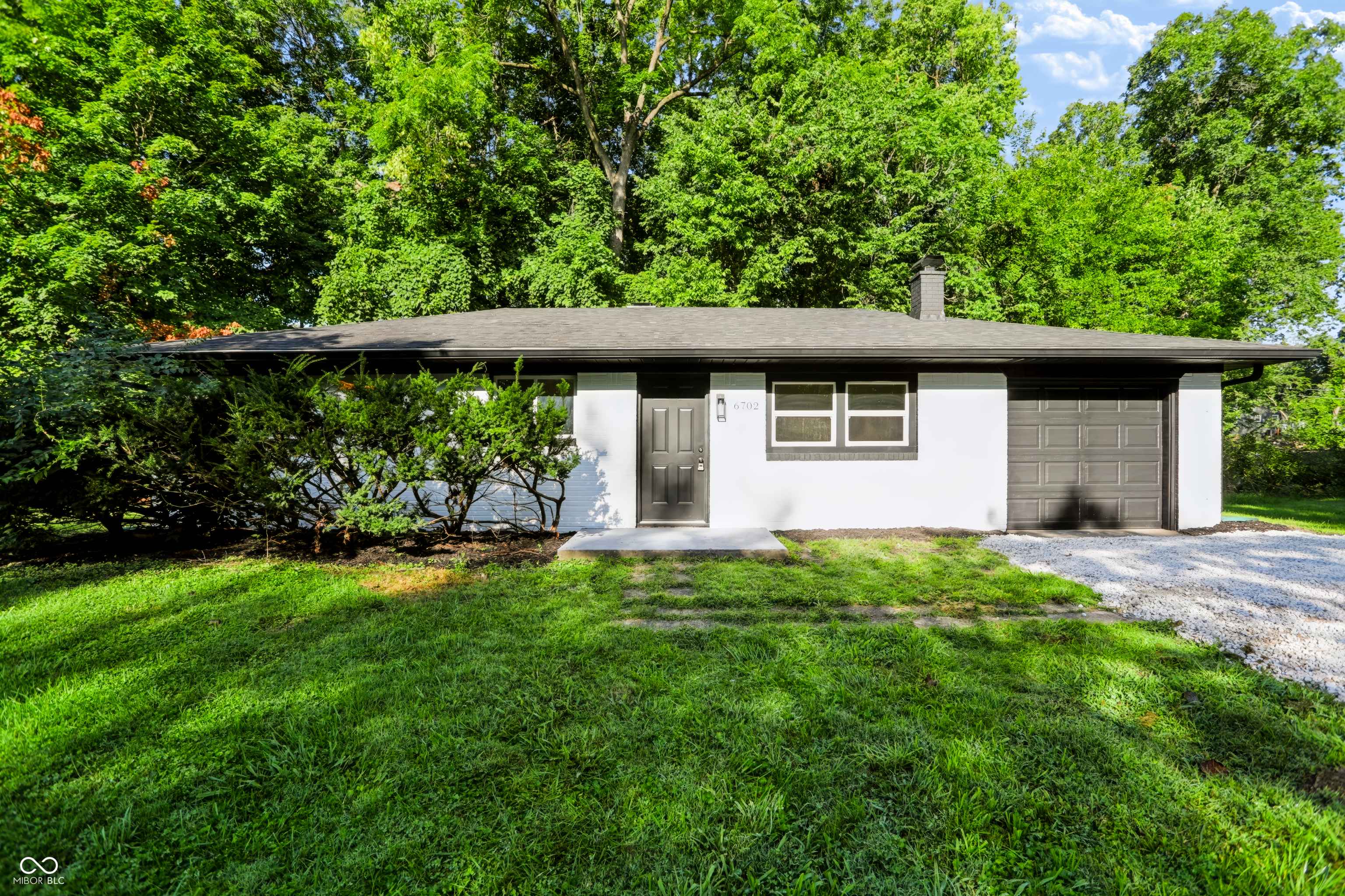 6702 E Pleasant Run Pkwy, Indianapolis, IN 46219