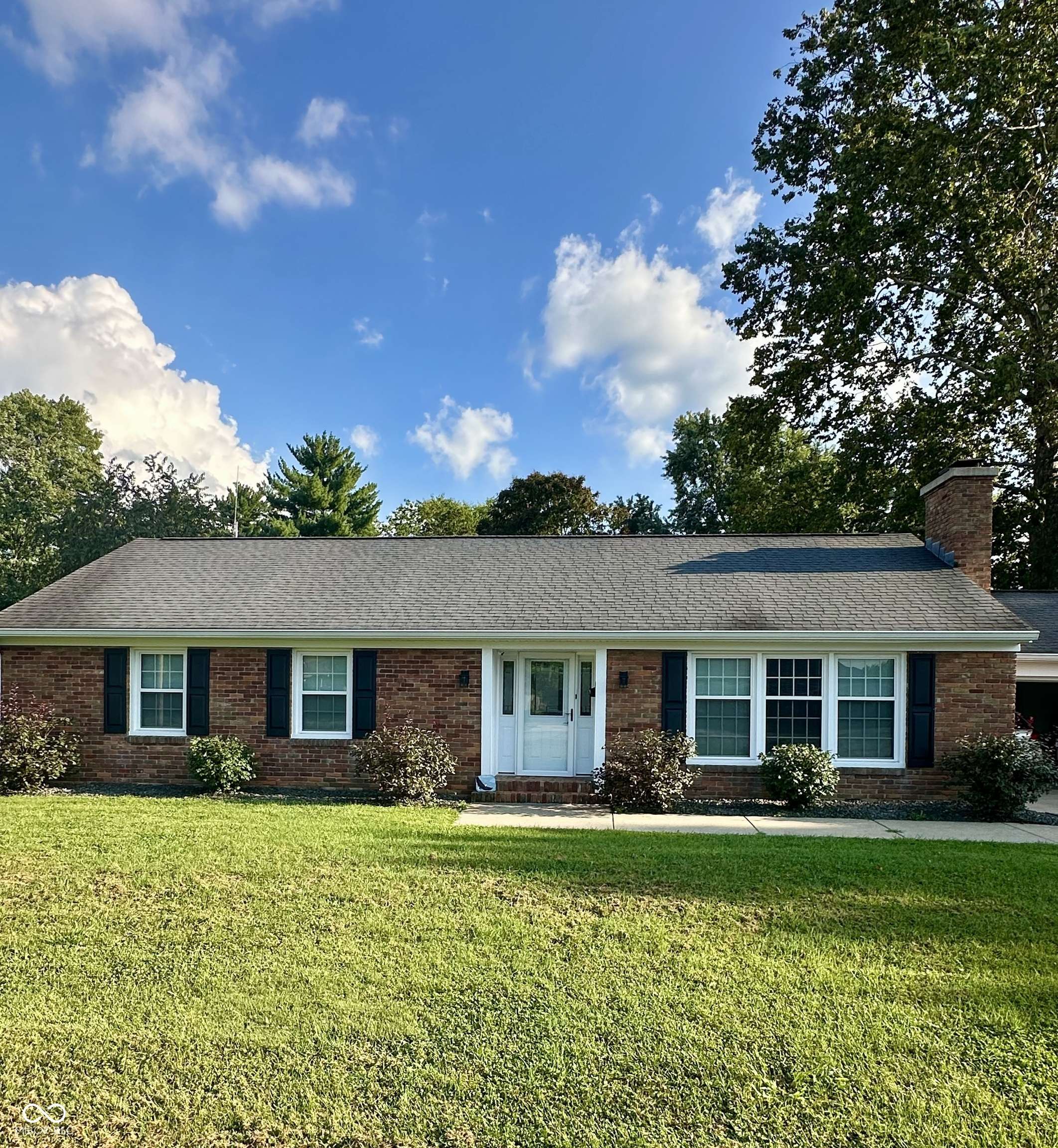 419 Rocky Ford RD, Columbus, IN 47203