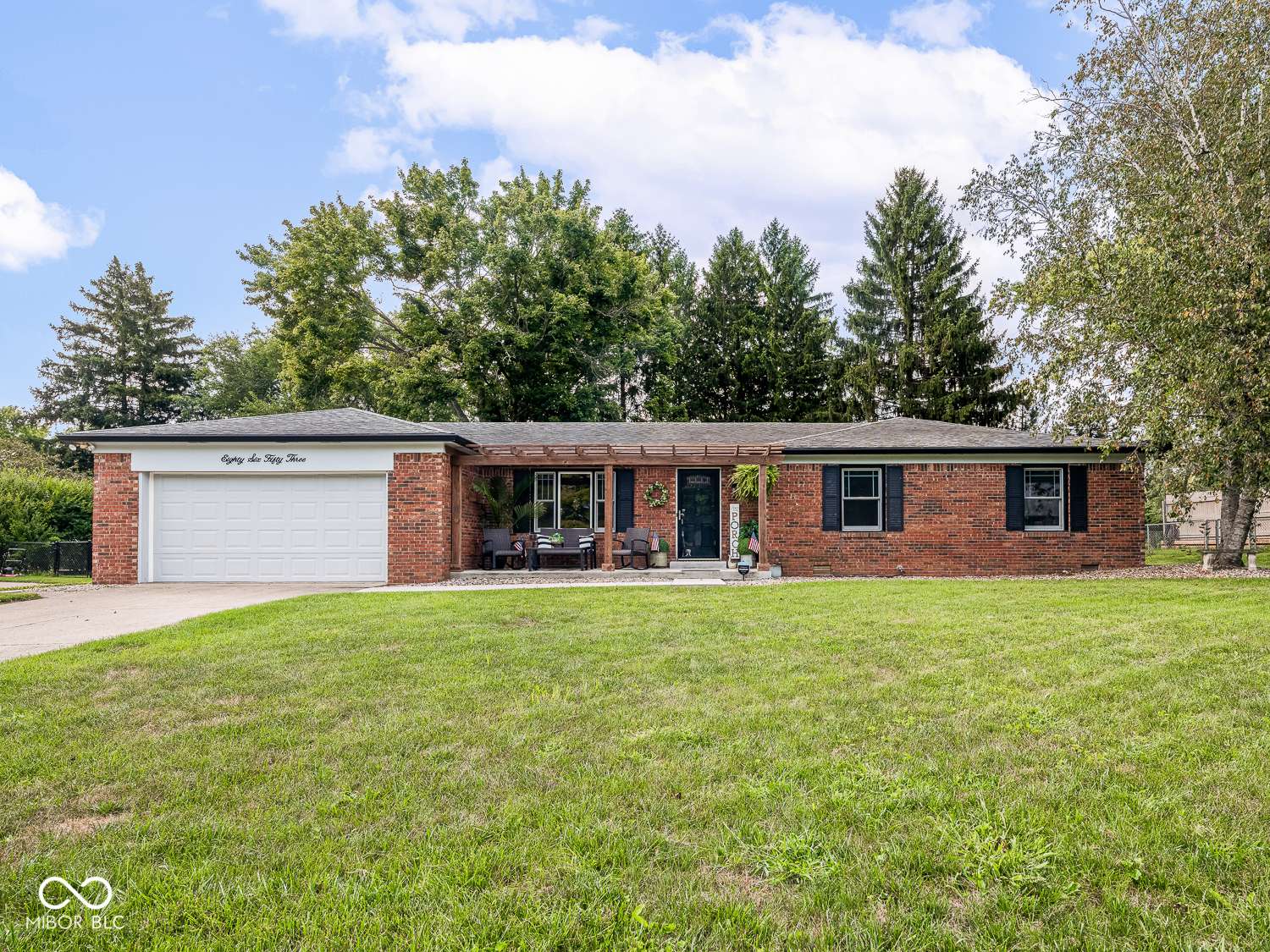 8653 Warrington DR, Indianapolis, IN 46234