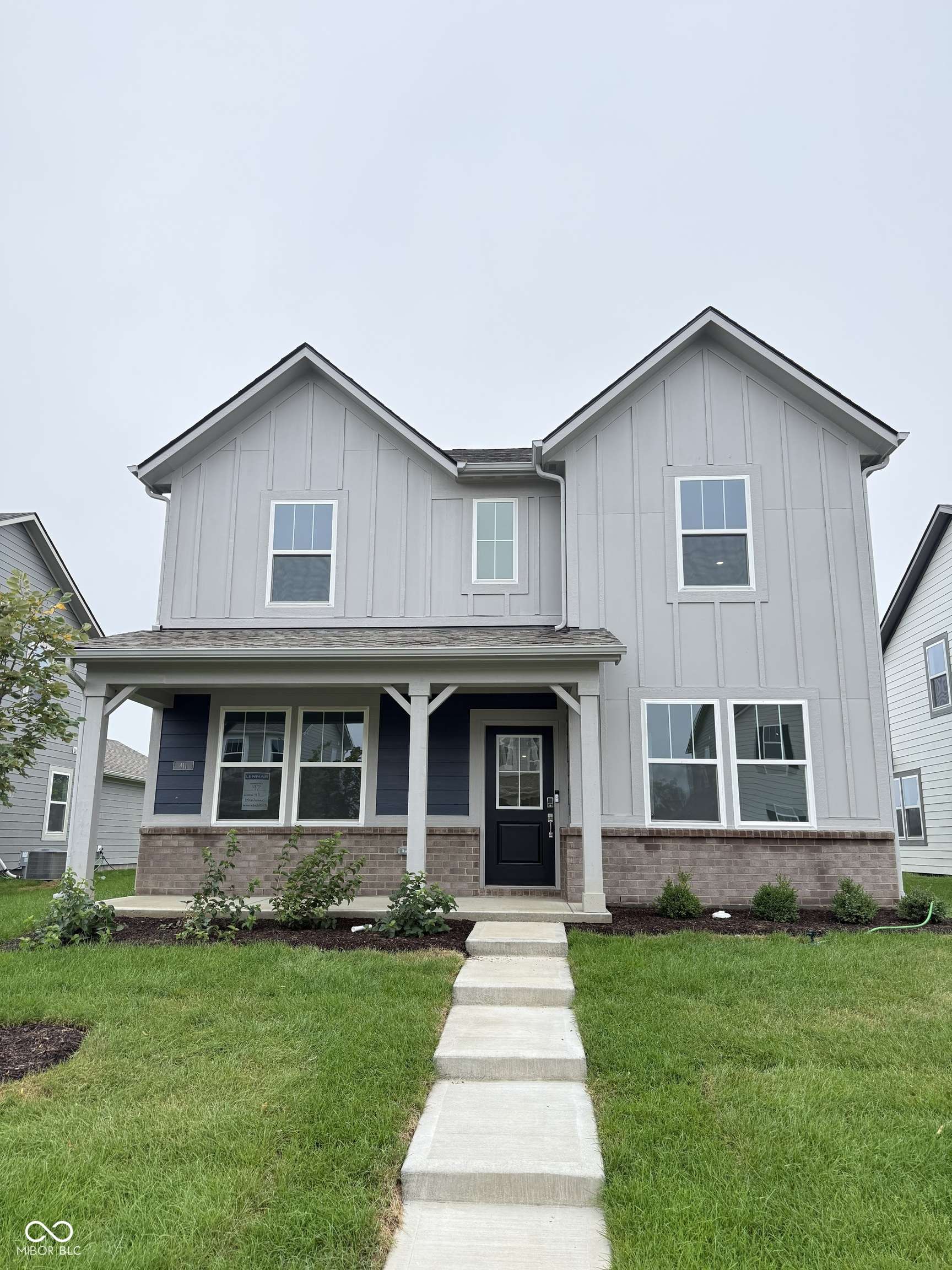 411 Eisenhower ST, Fortville, IN 46040