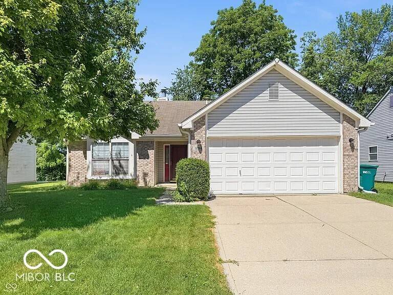 1266 Auburn DR, Brownsburg, IN 46112