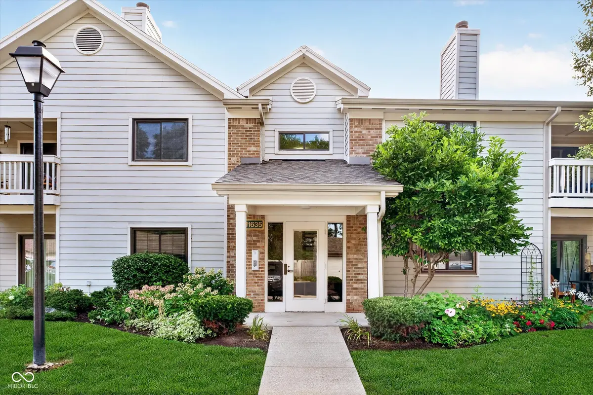 11635 Lenox LN #101, Carmel, IN 46032