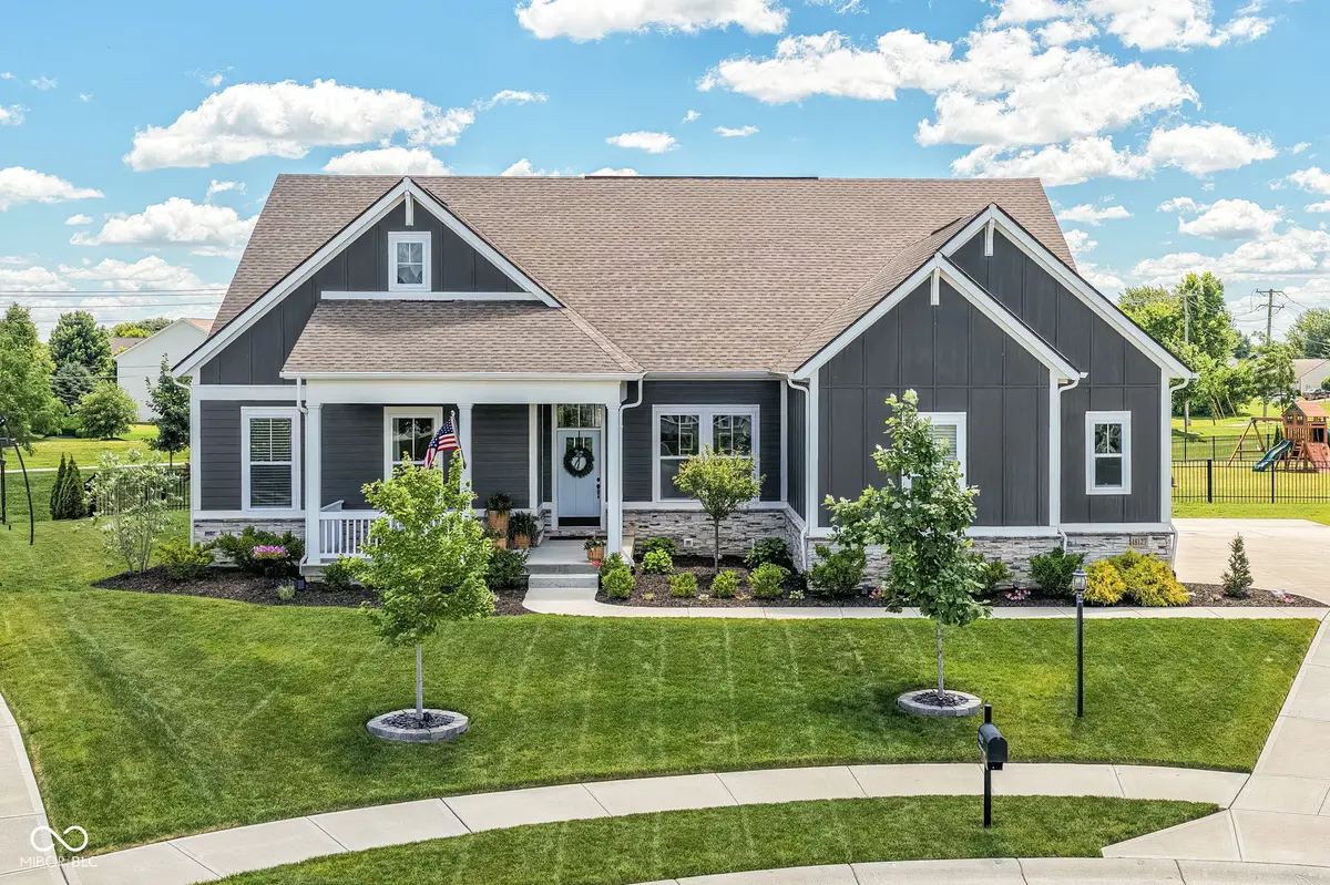18127 Birdview CT, Westfield, IN 46074