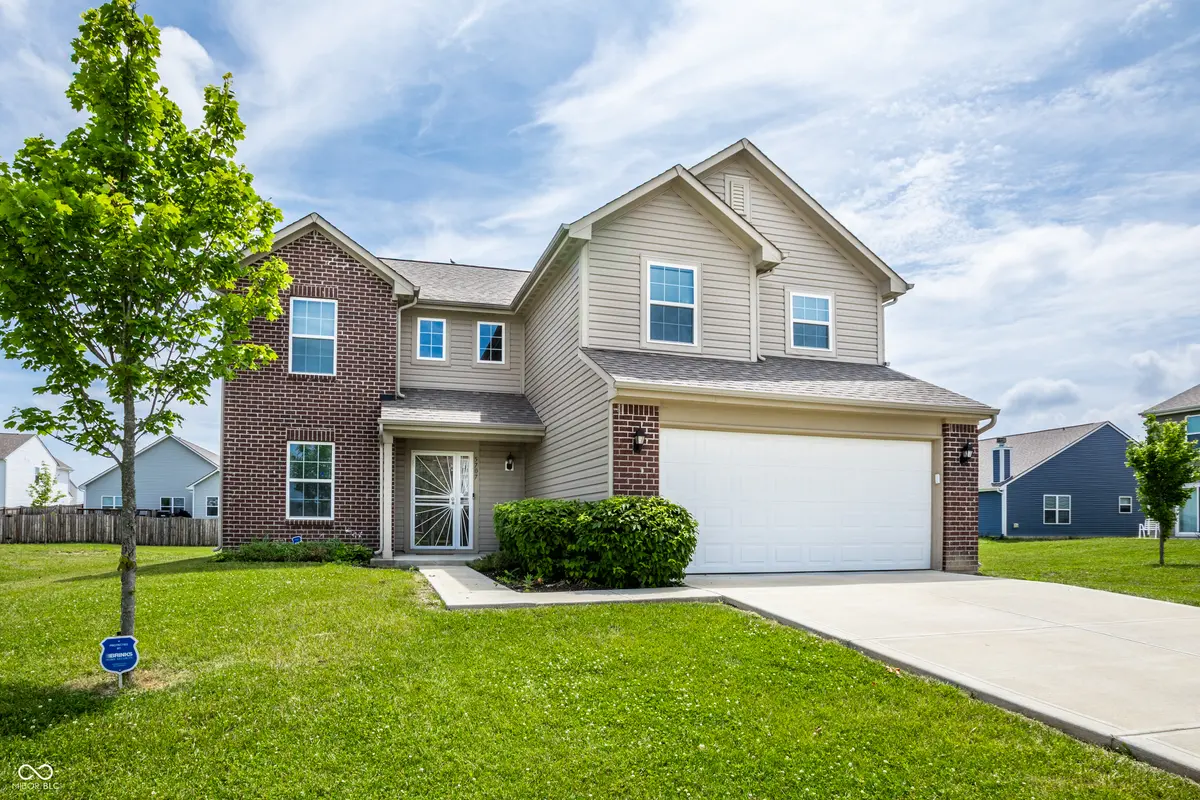 5707 Anders LN, Indianapolis, IN 46235
