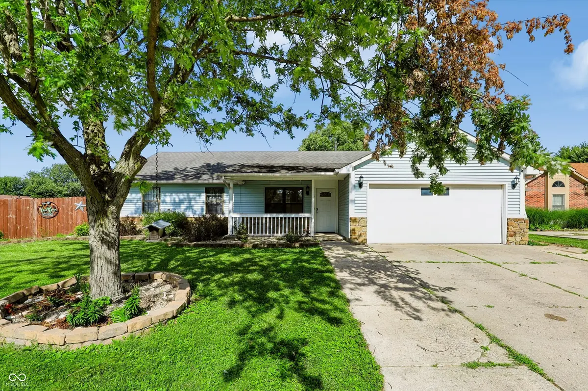 7639 Southern Lakes, Indianapolis, IN 46237