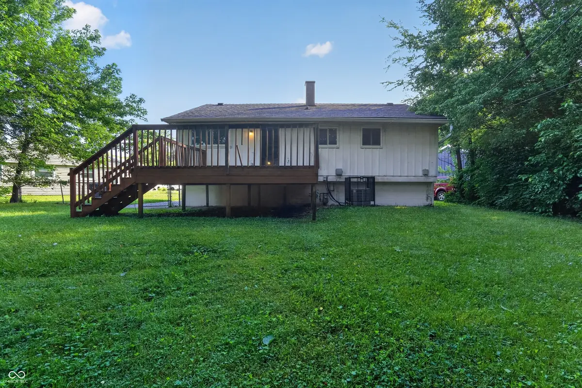 8737 Montery CT, Indianapolis, IN 46226