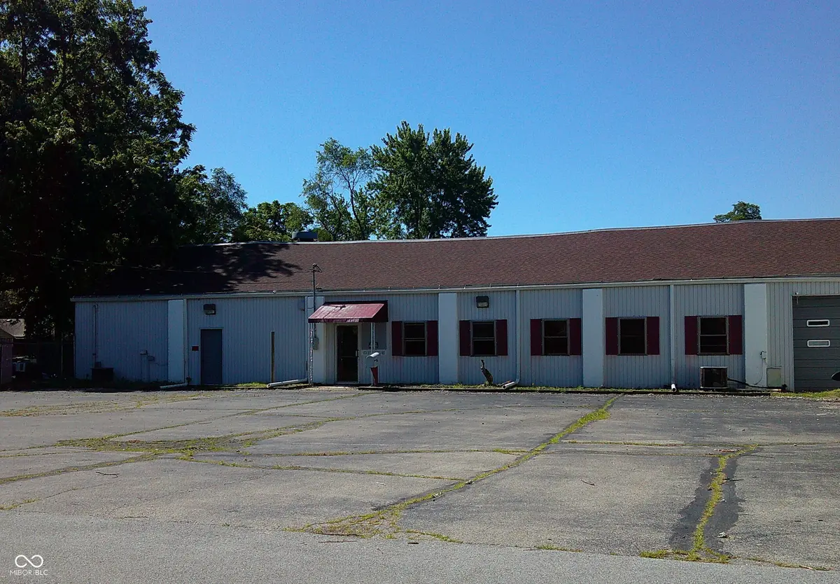 203 E 24th ST, Muncie, IN 47302