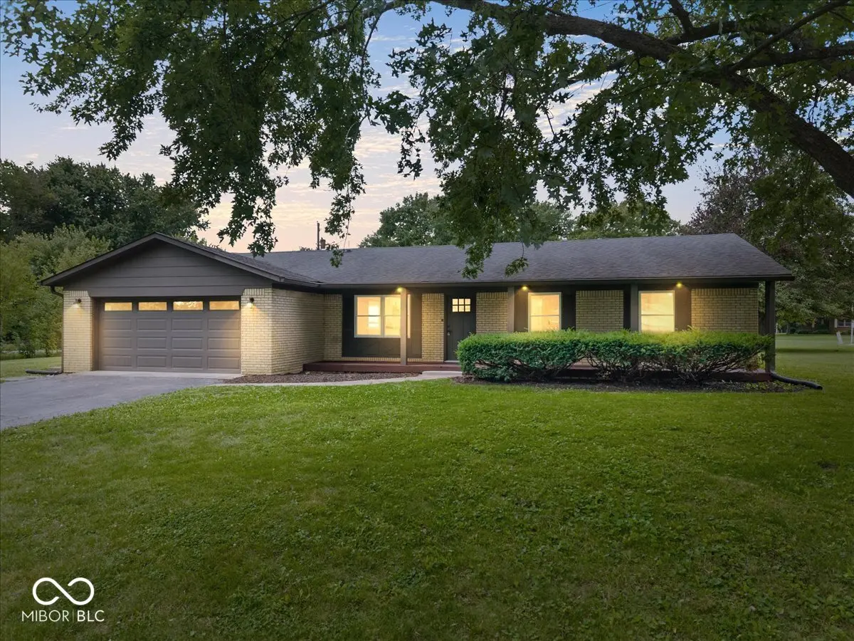 66 Plainview, Avon, IN 46123