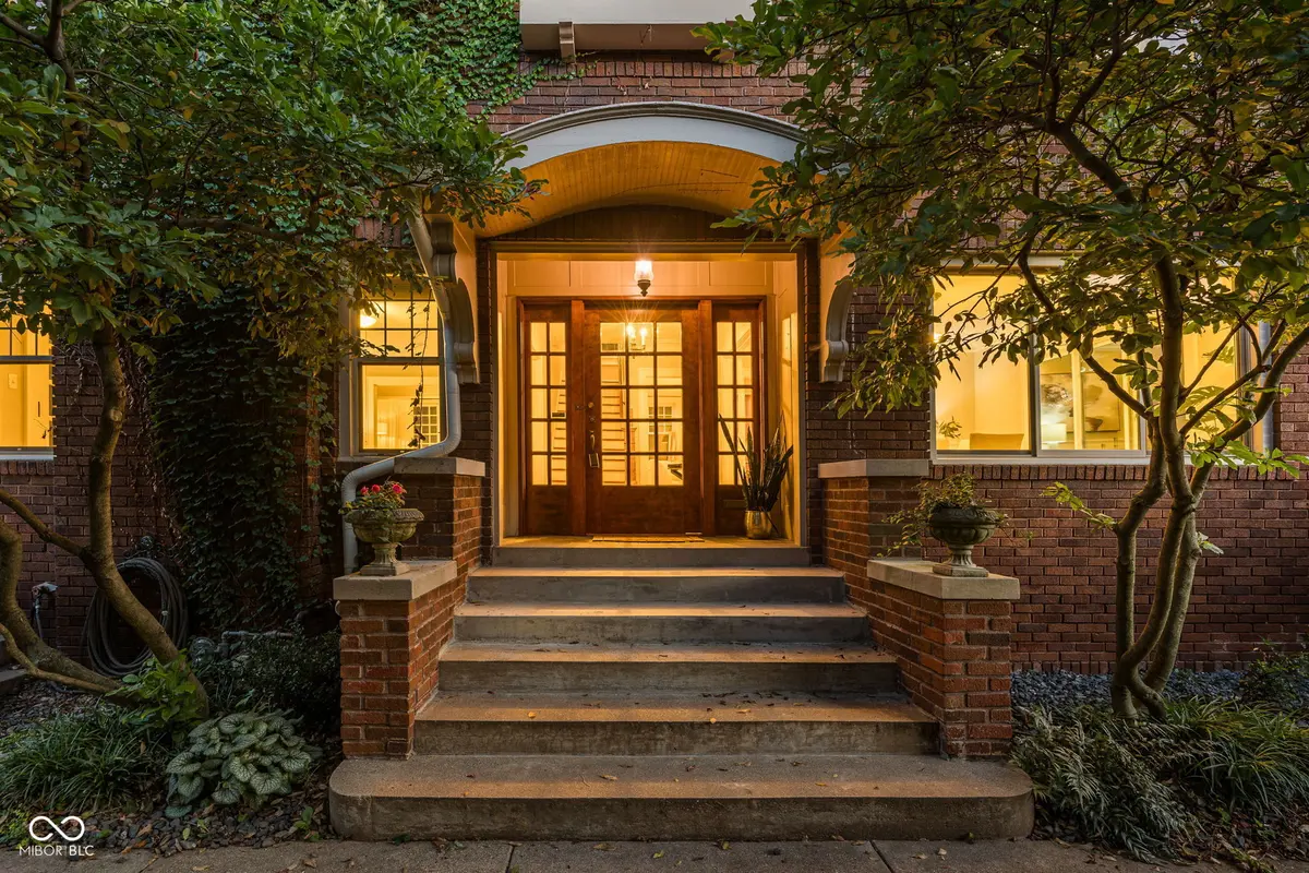 4348 Broadway ST, Indianapolis, IN 46205