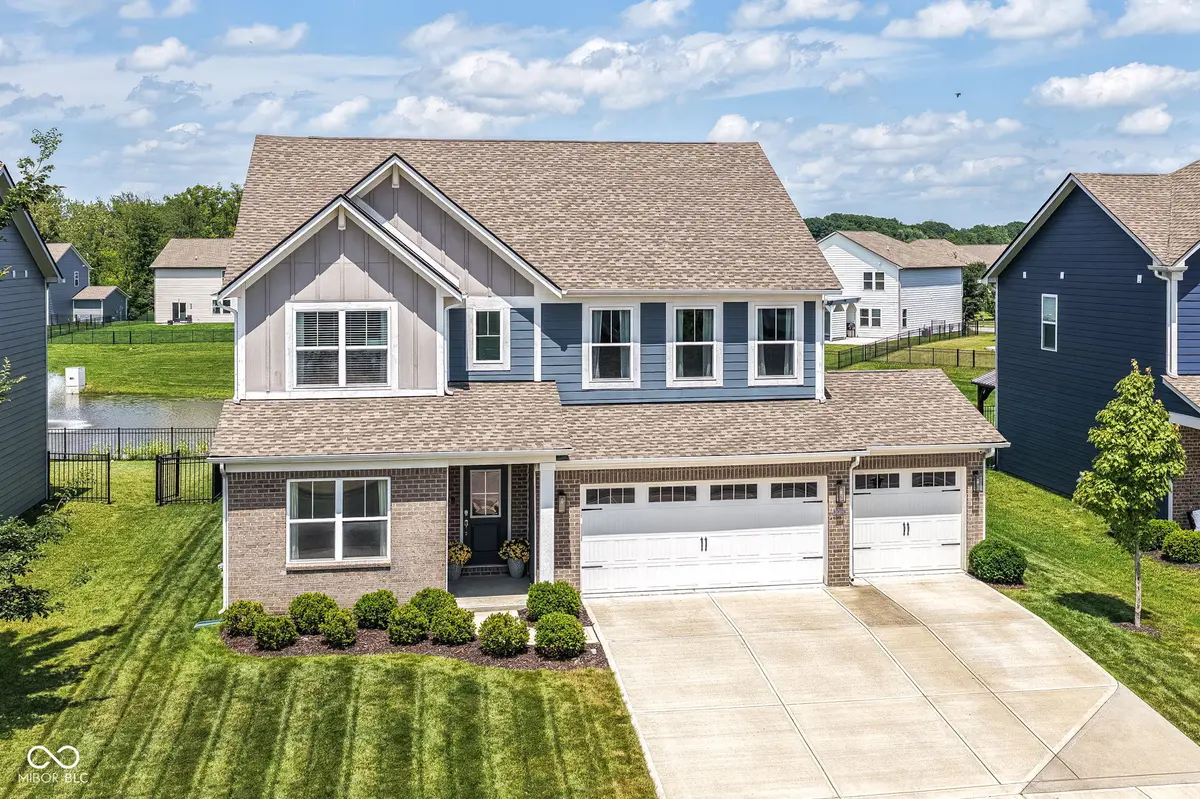 16386 Sedalia DR, Fishers, IN 46040