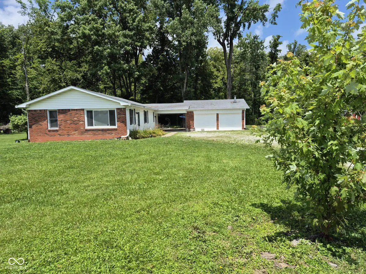 9036 E Raymond ST, Indianapolis, IN 46239