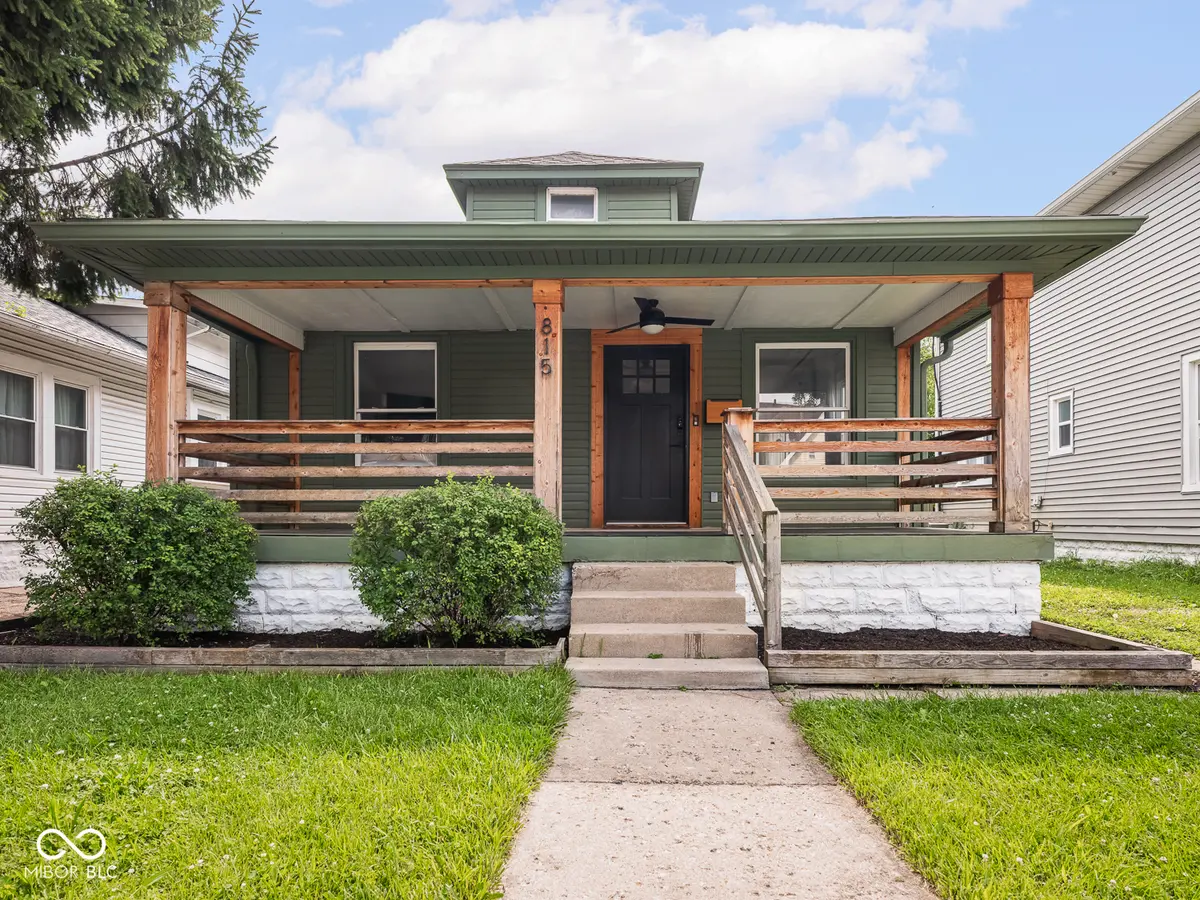815 N Oakland AVE, Indianapolis, IN 46201