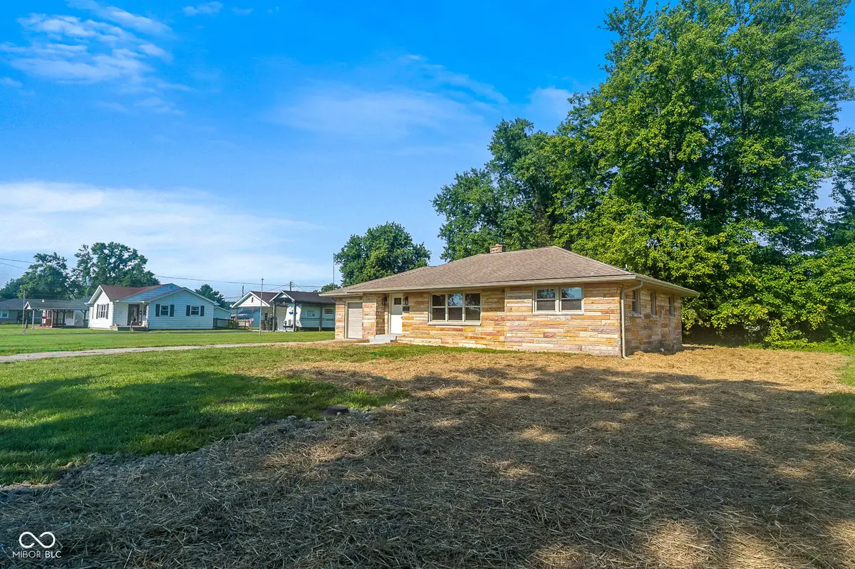 106 N Bethany RD, Crothersville, IN 47229