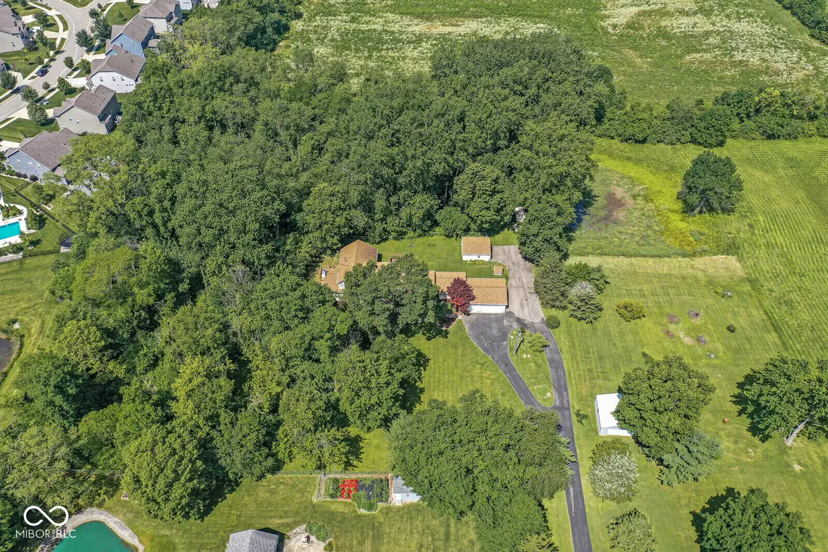 16659 Hazel Dell RD, Noblesville, IN 46062
