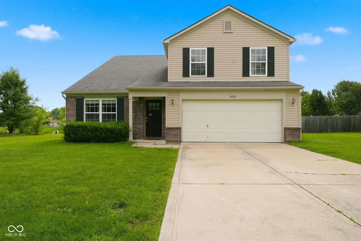 16952 Peach LN, Noblesville, IN 46062
