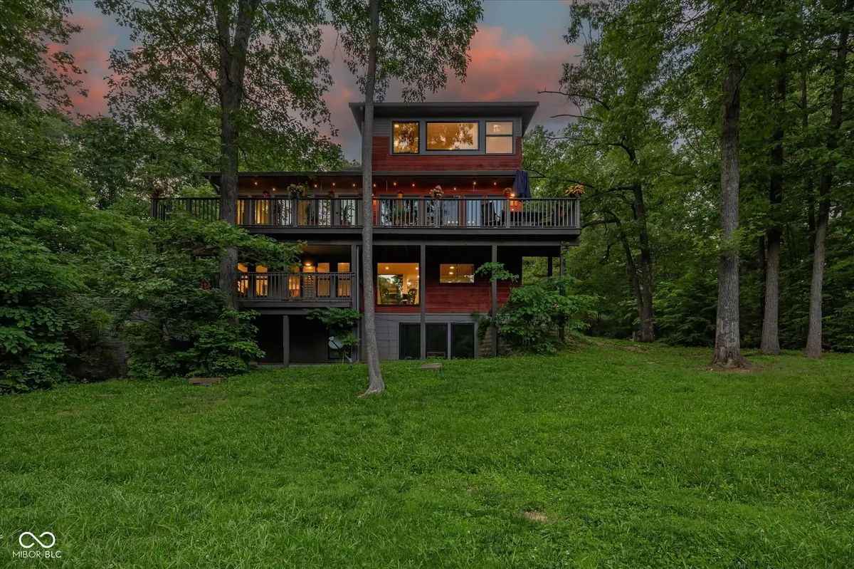 7654 N Shilo RD, Unionville, IN 47468