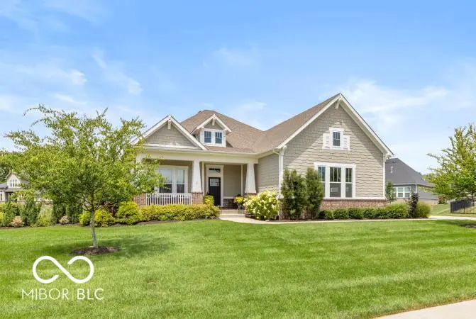 10732 Flat Fork DR, Fishers, IN 46040