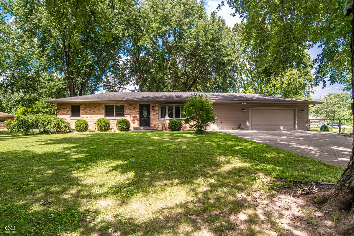 7155 Sandalwood DR, Indianapolis, IN 46217